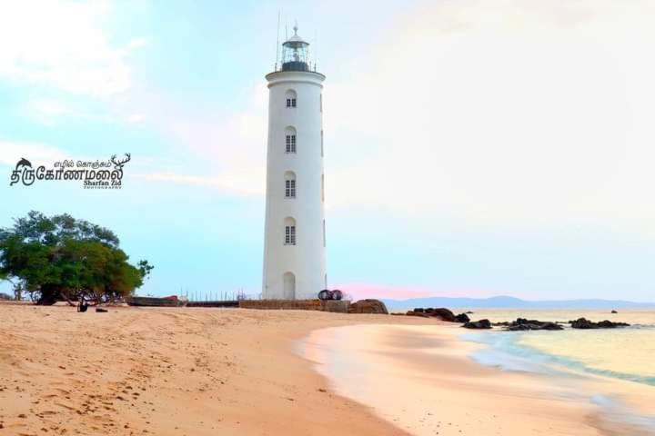 Uppuveli Beach House Trincomalee Exterior foto